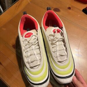 Nike White and Green Sneakers with Dynamic Design